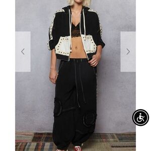 POL “ Gwen 3 “ POL Double Gauze Hoodie Top and Pants Set 42